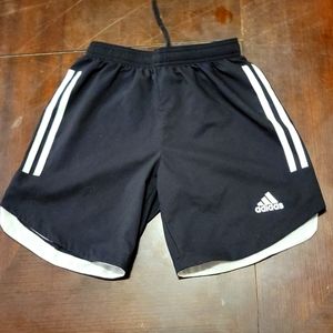 Black adidas aeroready boys M short